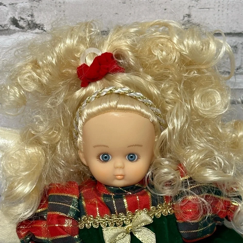 Bean Angel Collectibles CHRISTMAS LOVE 12 IN Doll Vintage 2000 Bean Bag with Tag